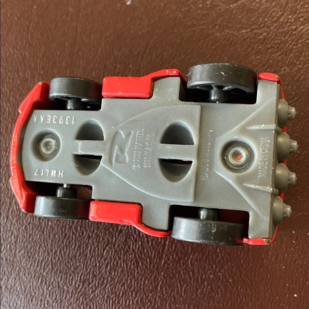 2022 Mattel Bat Wings Robin Redbird Car